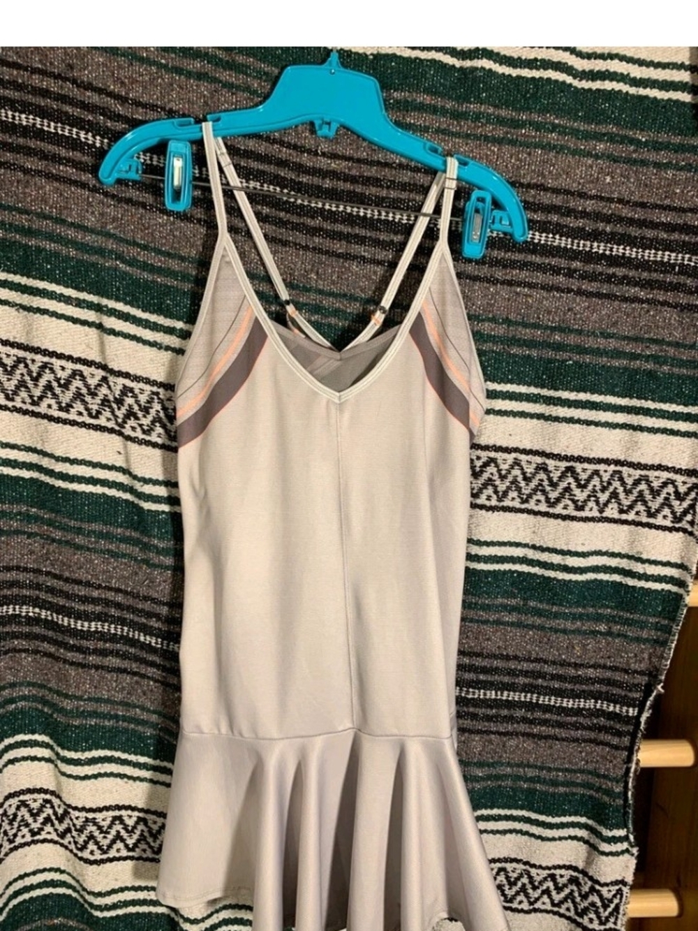 K-Swiss Light Gray Athletic Top with Coral Accent